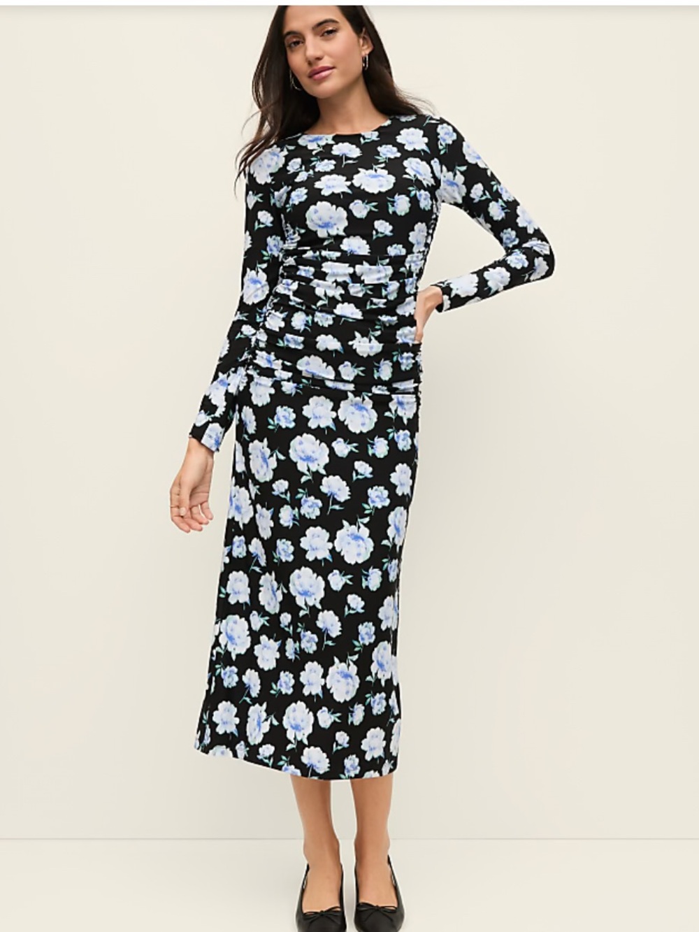 NWT Ann Taylor Floral Ruched Midi Dress Black/Blue Size 2 - Picture 1 of 12